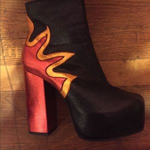 GLITTER FLAME BOOTS